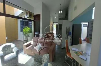 Casa com 3 quartos à venda no Jardim Parati, Marília 