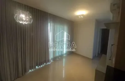 Vende-se apartamento no edificio madrid - marilia/sp