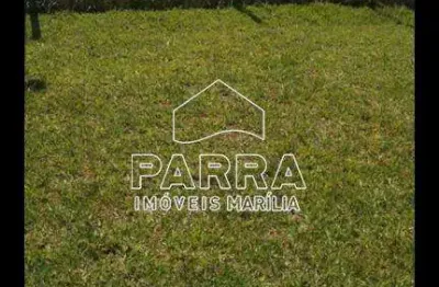 Vende-se chácara no estância vila bela - marilia/sp