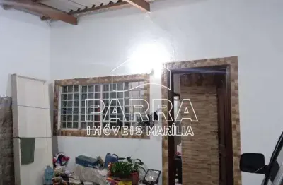 Vende-se residência no antonio carlos nascimento da silva - marilia/sp
