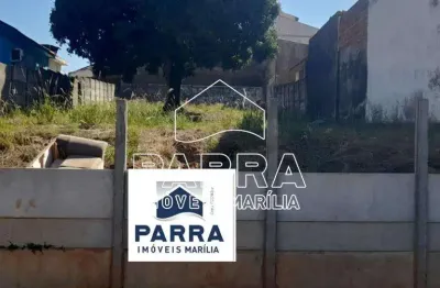 Terreno à venda no Alto Cafezal, Marília 