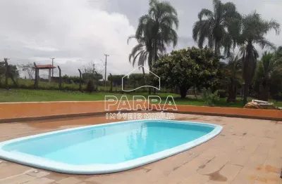 Vende-se chácara no estância santa barbara - marilia/sp