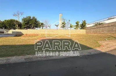 Vende-se terreno no cond. recanto das esmeraldas i - marilia/sp