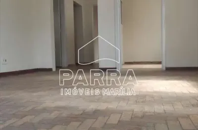 Casa comercial à venda no Centro, Marília 