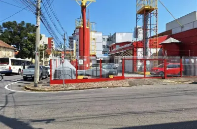 Terreno de esquina, nível da rua,  no bairro nossa senhora de lourdes