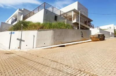Casa com 3 quartos, 370 m² - venda por r$ 1.399.000 ou aluguel por r$ 8.000/mês - bosque do lago - juiz de fora/mg
