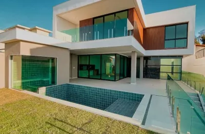 Casa com 4 quartos à venda, 650 m² por R$ 3.490.000 - Granville - Juiz de Fora/MG