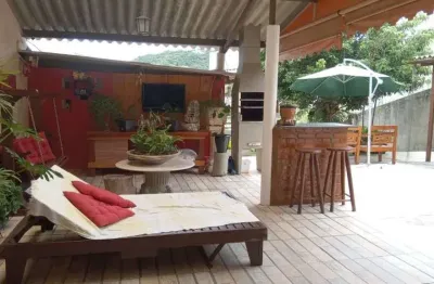 Casa com 5 quartos à venda, 264 m² por r$ 900.000 - nova califórnia - juiz de fora/mg