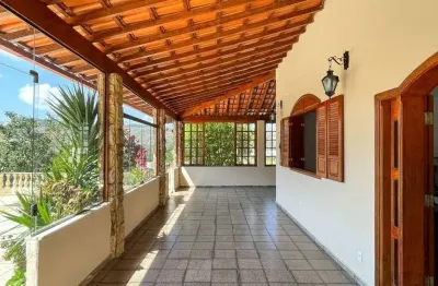 Casa com 5 quartos à venda, 300 m² por r$ 1.200.000 - bosque do imperador - juiz de fora/mg