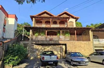 Casa com 5 quartos à venda, 357 m² por r$ 1.500.000 - santa terezinha - juiz de fora/mg