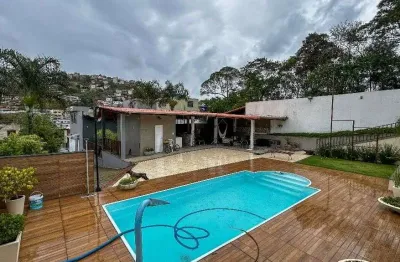 Casa com 3 quartos à venda por r$ 2.000.000 - santos dumont - juiz de fora/mg