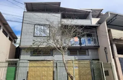 Casa com 3 quartos à venda, 210 m² por r$ 529.000 - santa cecília - juiz de fora/mg