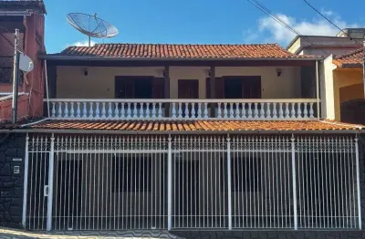 Casa com 3 quartos à venda, 256 m² por r$ 750.000 - jardim do sol - juiz de fora/mg