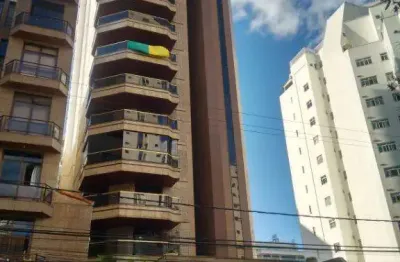 Apartamento com 4 quartos à venda no Granbery, Juiz de Fora 