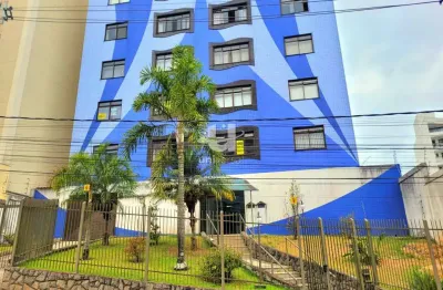 Apartamento com enorme potencial e espaço de sobra no teixeiras