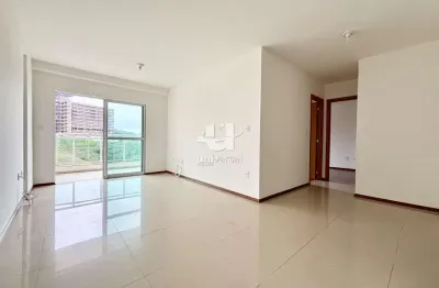 Vista indevassável para o lago no golden green park — seu novo refúgio no cascatinha!