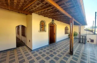 Casa ampla em bairro tranquilo no monte castelo – juiz de fora por r$ 489.990