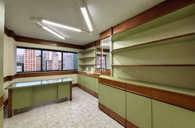 Sala comercial para alugar na Rua Mister Moore, Centro, Juiz de Fora