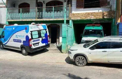 Casa com 5 quartos, 357 m² - venda por r$ 1.300.000 ou aluguel por r$ 8.000/mês - cascatinha - juiz de fora/mg