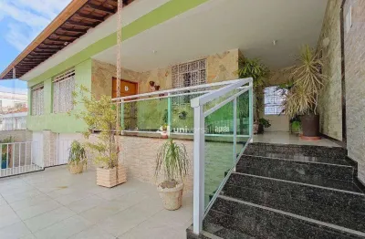 Casa com 9 quartos, 251 m² - venda por r$ 950.000 ou aluguel por r$ 9.000/mês - bairu - juiz de fora/mg