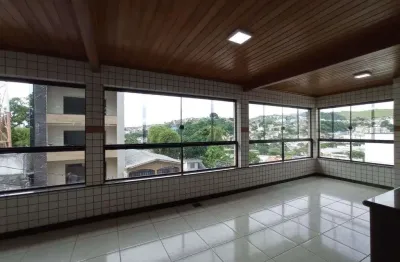 Cobertura com 4 quartos para alugar na Rua Antônio Dias Tostes, Granbery, Juiz de Fora