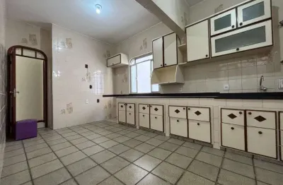 Casa para locação no bairro democrata – 2 residências no mesmo terreno ?? localização: bairro democrata