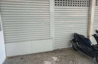 Excelente loja com sobreloja na av. presidente itamar franco