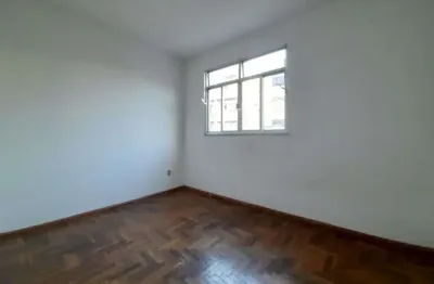 Apartamento com 2 quartos para alugar no São Mateus, Juiz de Fora 