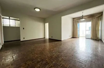 Apartamento com 3 Quartos, 179 m² - venda por R$ 619.900 ou aluguel por R$ 1.700/mês - Alto dos Passos - Juiz de Fora/MG