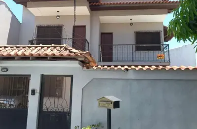 Casa para venda em macaé, riviera fluminense, 4 dormitórios, 1 suíte, 4 banheiros, 2 vagas