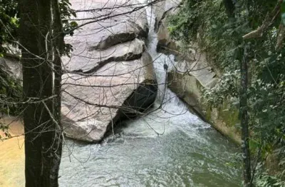 Terreno à venda na Bicuda Grande, Macaé 