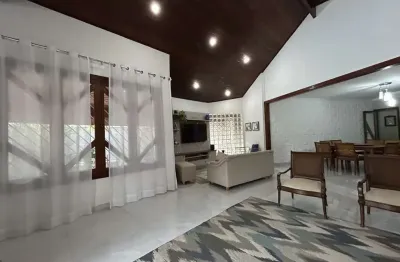 Casa para venda em macaé, riviera fluminense, 5 dormitórios, 1 suíte, 6 banheiros, 2 vagas