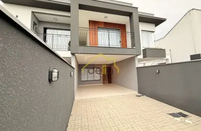 Sobrado geminado mobiliado no bom retiro próxima do shopping garten!