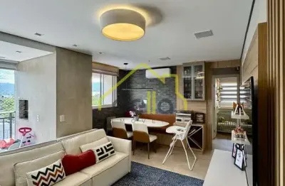 Apartamento mobiliado em Home Club próximo da Marques de Olinda !