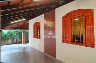 Casa com 3 quartos à venda no bairro santa mônica - uberlândia/mg