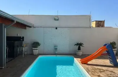 Casa com 3 quartos à venda, bairro alto umuarama - uberlândia/mg