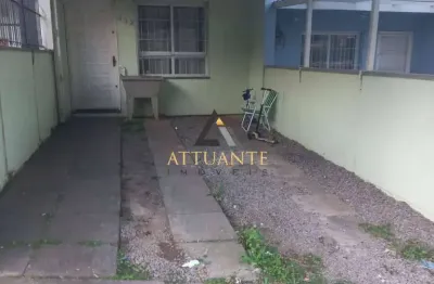 Sobrado à venda com sacada e garagem – bairro salgado filho