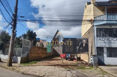 Terreno comercial à venda no Sagrada Família, Caxias do Sul 