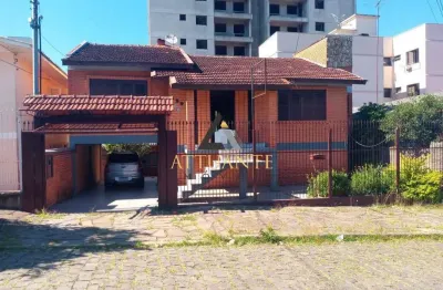 Casa com 3 quartos à venda no Universitário, Caxias do Sul 