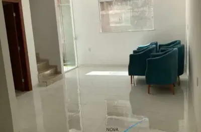 Casa em condomínio fechado com 3 quartos para alugar na rua virgílio portela, centro, lauro de freitas por r$ 4.000