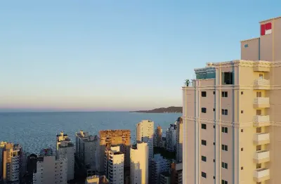 Apartamento de 4 suítes em 60 vezes para pagar ! em meia praia