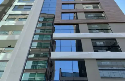 Apartamento com 3 quartos à venda na Rua 286, 338, Meia Praia, Itapema
