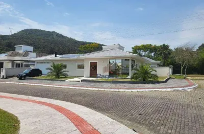 Casa com 3 dormitórios à venda, 198 m² por r$ 1.700.000,00 - praia de fora - palhoça/sc