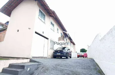 Sobrado com 2 dormitórios à venda, 69 m² por r$ 399.000,00 - ipiranga - são josé/sc