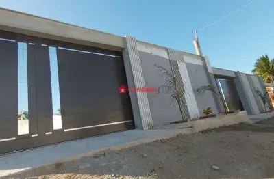 Casa com 2 quartos à venda na Rua Aladir De Souza Faria, 10, Rua do Fogo, São Pedro da Aldeia