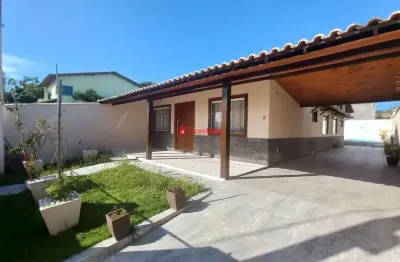 Casa em condomínio fechado com 3 quartos à venda na rua das alamandas, 19, campo redondo, são pedro da aldeia por r$ 700.000