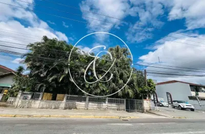 Oportunidade de investimento para montar o seu negócio: terreno na rua fátima com sobrado novo nos fundos