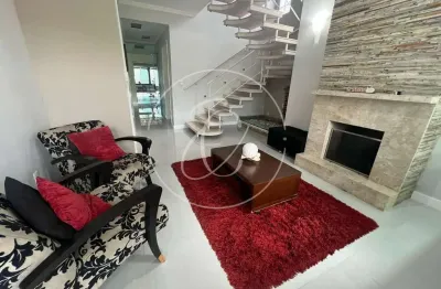 Casa averbada à venda no bairro comasa - joinville/sc