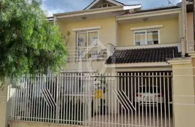 Casa com 3 quartos à venda na Rua Manoel Machuca, 204, Uvaranas, Ponta Grossa