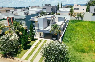 Casa no ibi aram – 3 dorms (1 suíte) + mezanino + 4 vagas ? terreno de 360 m² | 190 m² construídos condomínio com lazer de clube e natureza .